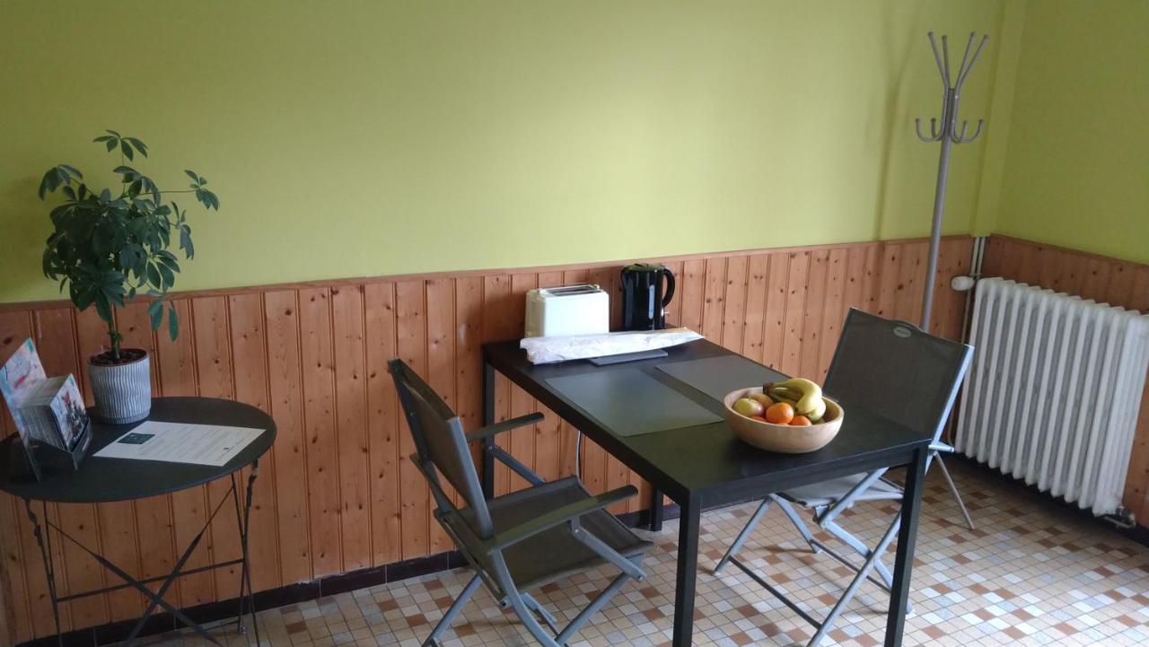 Le Havre Du Corbeau Acomodação com café da manhã Saint-Pierre-du-Chemin Exterior foto